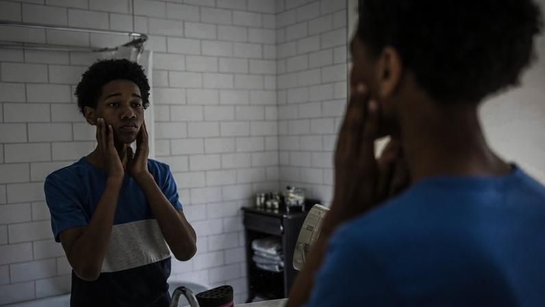 5 Things You Don't Realize Are Negatively Impacting Your Teen's Body Image