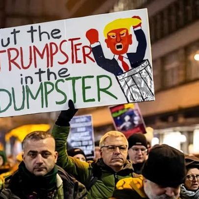 Elite de Davos teme Trump e sua diplomacia de dinossauros