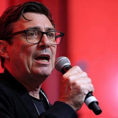 O retorno de Andy Burnham ao Parlamento seria difícil