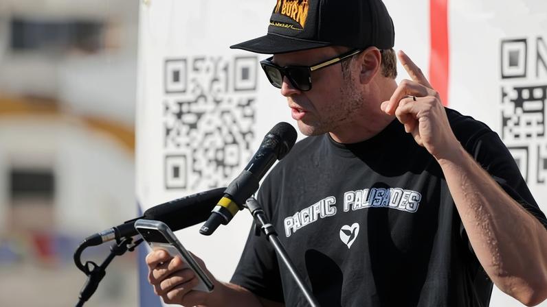 Spencer Pratt lança candidatura à prefeitura de LA no aniversário de incêndio