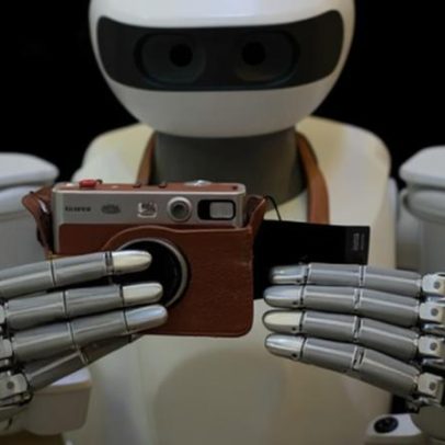 Robôs que lavam roupas e laptops que se desenrolam destacam CES 2026