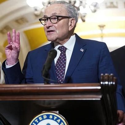 Senadores democratas exigem reformas no DHS para conter o ICE