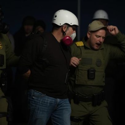 Funcionários de Trump pedem cessar violência contra jornalistas em protestos da ICE