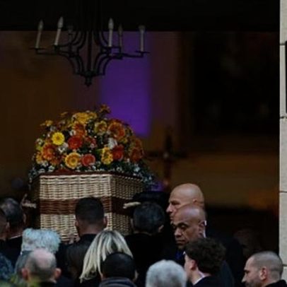 Brigitte Bardot é enterrada em cerimônia transmitida em Saint-Tropez