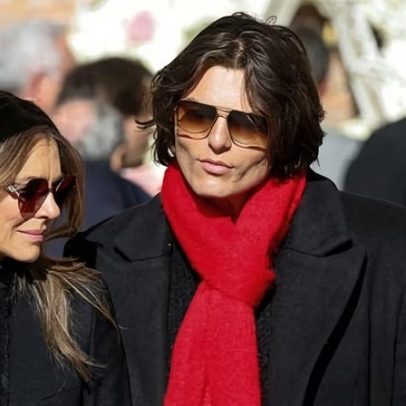 Celebridades vestem preto no funeral de Valentino; tributos aparecem em vermelho