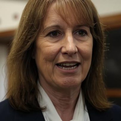Rachel Reeves vê com tranquilidade qual ID digital os trabalhadores usam