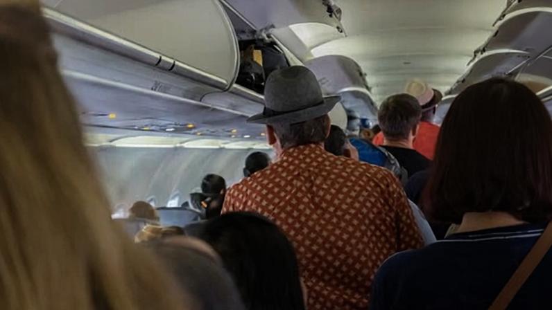 Sharp elbows at the ready …