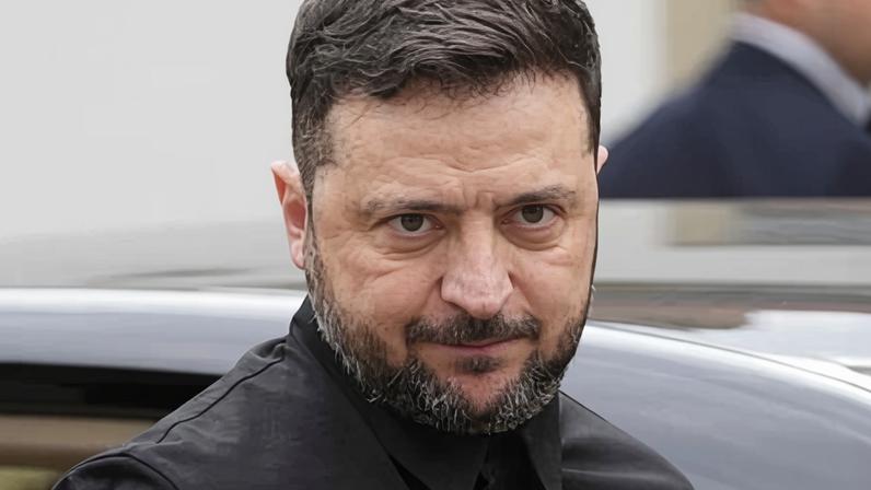 Volodymyr Zelenskyy said he had not received ‘a clear, unambiguous answer’ from European allies about their pledge to provide security for Ukraine.