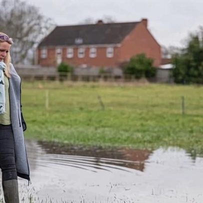 Inundações em Somerset: moradores questionam como gerenciar a água