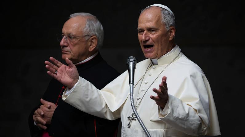 Papa Leão pede aos cardeais católicos maior inclusão na Igreja