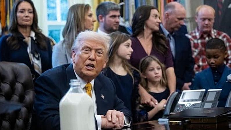 Trump assina lei que retorna leite integral às merendas escolares
