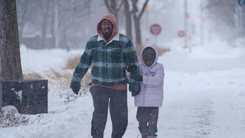 Snow blankets downtown Indianapolis.