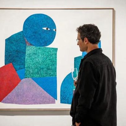 Formas botânicas abundantes e pinturas monumentais refletem otimismo na Fog Design+Art SF