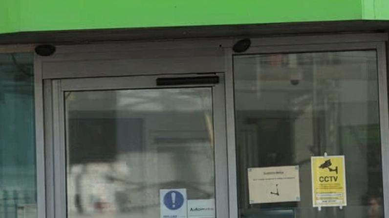 Colapso de empresas zumbis no Reino Unido deve elevar desemprego em 2026