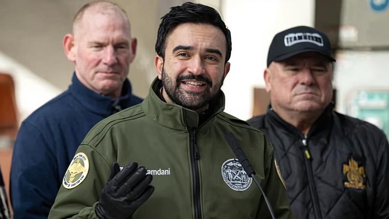 Mamdani holds a press conference on New York’s winter weather preparations last weekend.