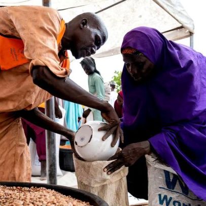 ONU afirma 35 milhões de nigerianos podem passar fome após queda de financiamento