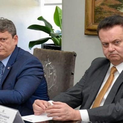 Tarcísio e Kassab divergem sobre apoio a Bolsonaro
