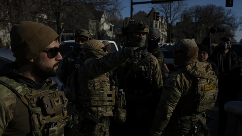 Minnesota processa governo Trump para frear aumento de agentes do ICE