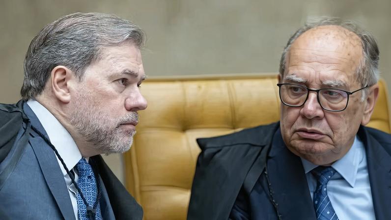 Ministro Dias Toffoli e Ministro Gilmar Mendes durante a Sessão Plenária realizada em 20 de junho de 2024. — Foto: Andressa Anholete/STF
