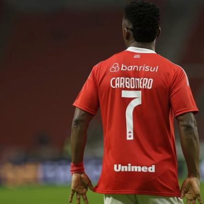 Internacional confirma contratação do atacante Carbonero