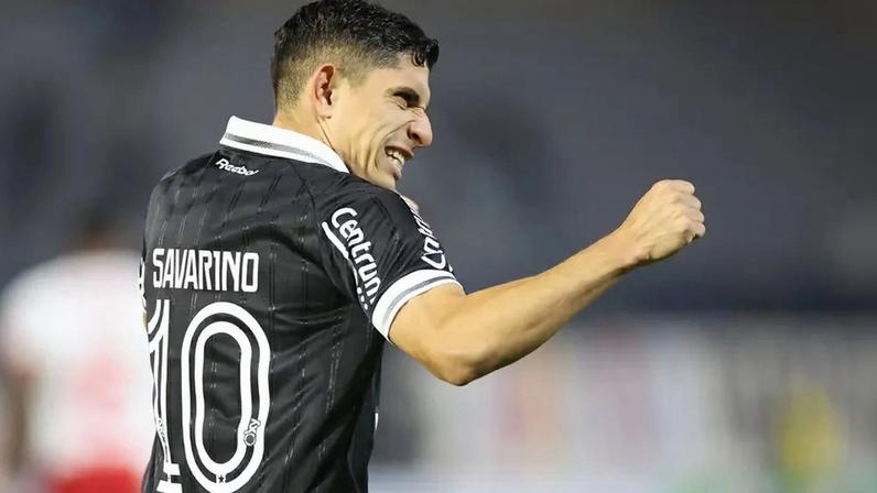 Savarino comemorando gol pelo Botafogo (Foto: Vítor Silva/Botafogo)