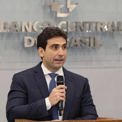 Copom sinaliza início do corte da Selic, taxa fica em 15% hoje