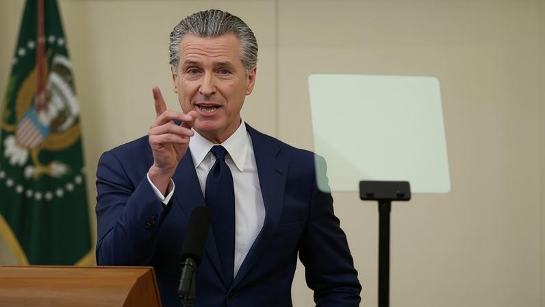 Newsom reage contra imposto de bilionários na Califórnia