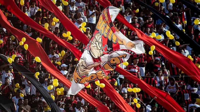 Torcida do Vitória faz a festa no Barradão (Foto: Victor Ferreira / EC Vitória)