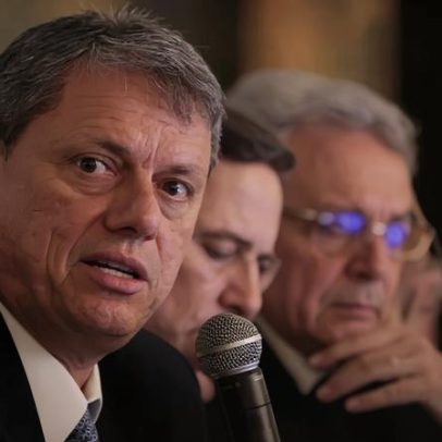 Gleisi reage a Tarcísio por crise moral após visita a Bolsonaro