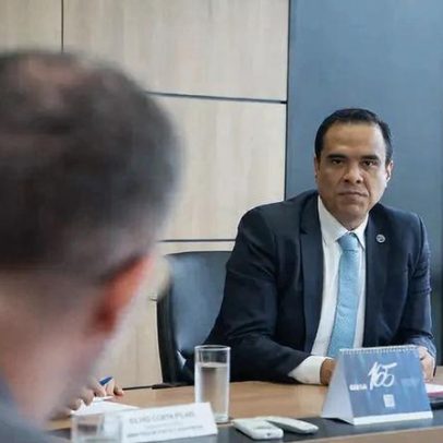 Empresas ligadas ao ministro do Turismo acumulam dívidas e sanções federais