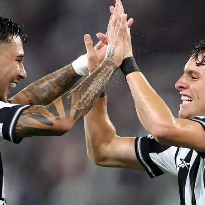 Botafogo agrada em estreia com novo esquema durante atuação de Anselmi