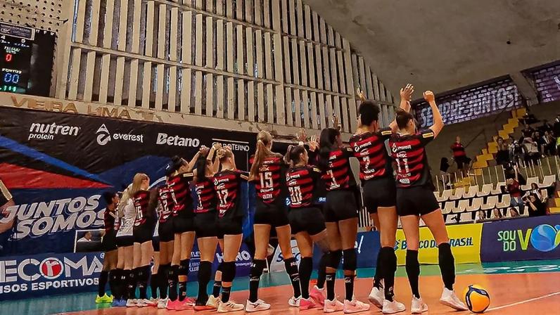 Sesc RJ Flamengo vence Paulistano Barueri na Copa Brasil de vôlei (Foto: Paula Reis/ Flamengo)