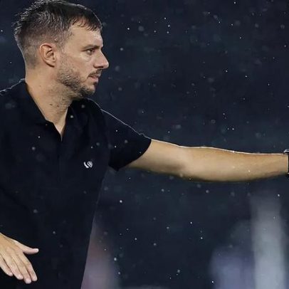 Mudanças devem marcar provável escalação do Botafogo contra o Fluminense