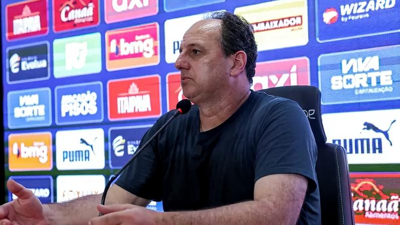 Rogério Ceni em entrevista coletiva no Barradão (Foto: Letícia Martins / EC Bahia)