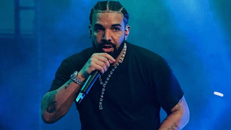 Drake e Adin Ross acusados de usar dinheiro de cassino online para inflar streams