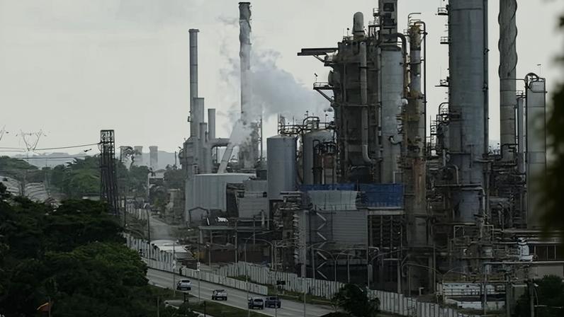 An oil refinery in Puerto Cabello, Venezuela, on 21 December 2025.