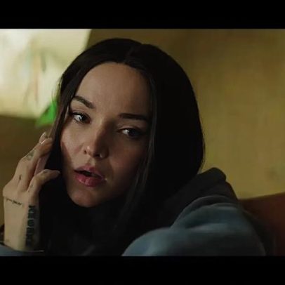 56 Days: Dove Cameron protagoniza cenas no trailer de Prime Video
