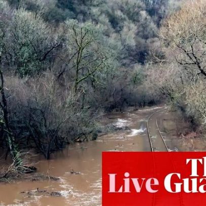 Storm Chandra: risco de vida e inundações no sudoeste da Inglaterra