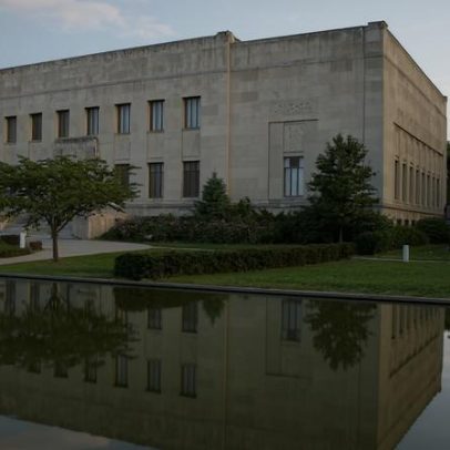Membro de quadrilha que furtou obras de Warhol e Pollock é condenado a dois anos