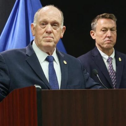 Czar de Trump diz que cooperação com líderes locais pode reduzir ICE