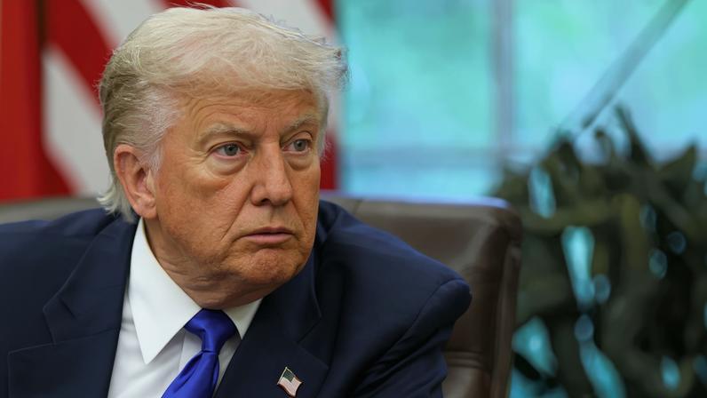 Trump afirma que lhe disseram que os assassinatos no Irã estão parando