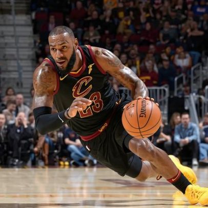 Cavaliers planejam repatriar LeBron James, indica a gestão