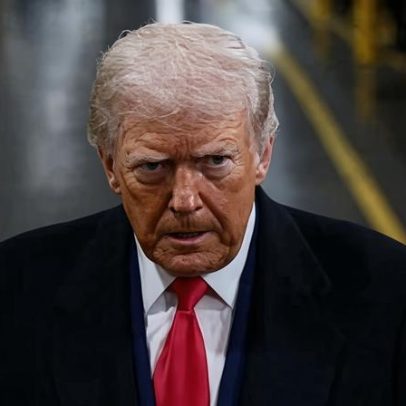 Democracia americana à beira da crise, dizem especialistas após eleição de Trump