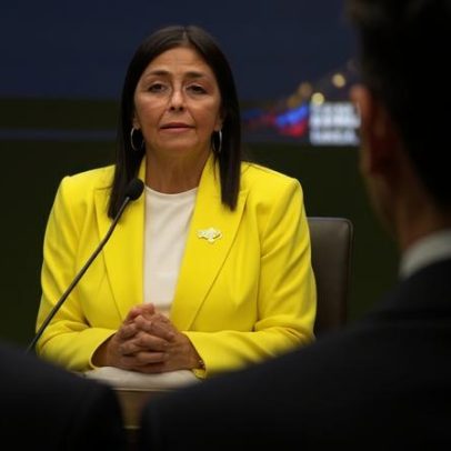 Delcy Rodríguez adota tom conciliatório com EUA após aviso de Trump