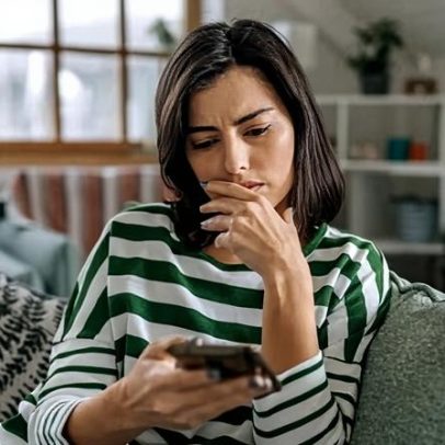 Google retira resumos de IA após riscos à saúde dos usuários