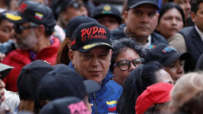 Ministro do Interior da Venezuela diz que 100 morreram em ataque dos EUA