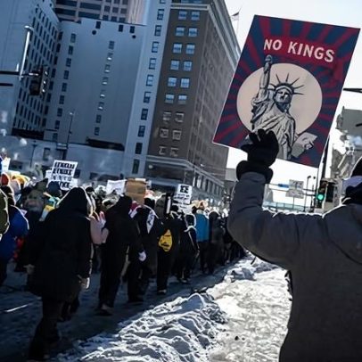 Terceiro protesto No Kings ocorre em março contra o que chamam de 'reign of terror' do ICE