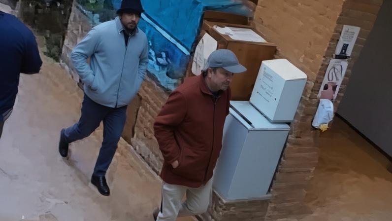 Polícia prende dois homens acusados de fugir da HMP Leyhill