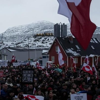Milhares de groenlandeses marcham contra ameaças dos EUA de Donald Trump