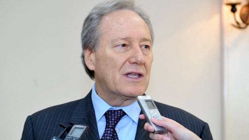 Lewandowski entrega carta de demissão ao presidente Lula